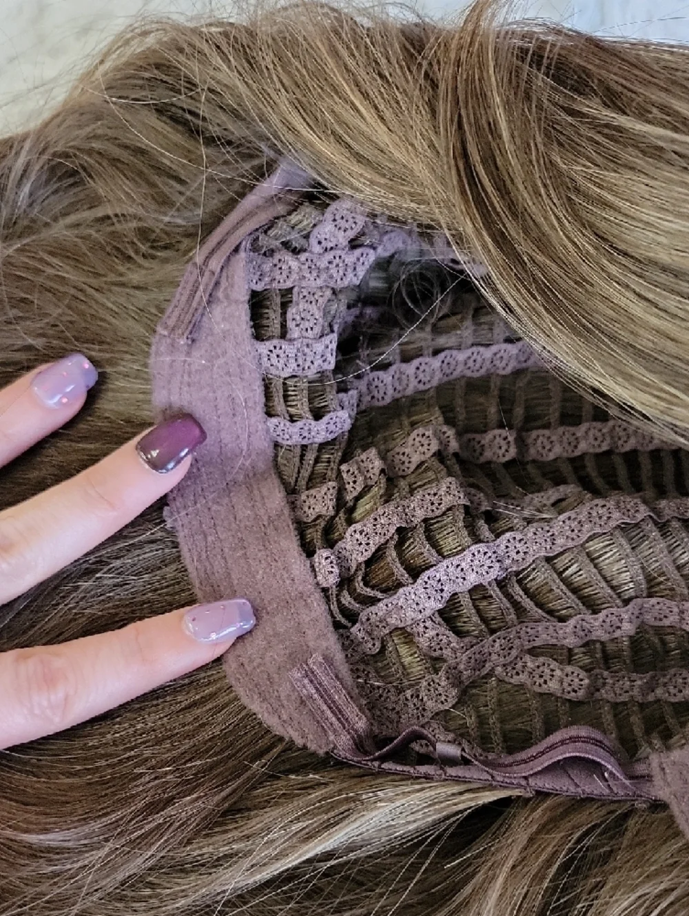 NWOT Scene Stealer Partial Monofilament Wig by Styles By Soma - Picture 10 of 14